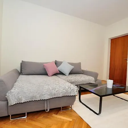 Gabi Apartment