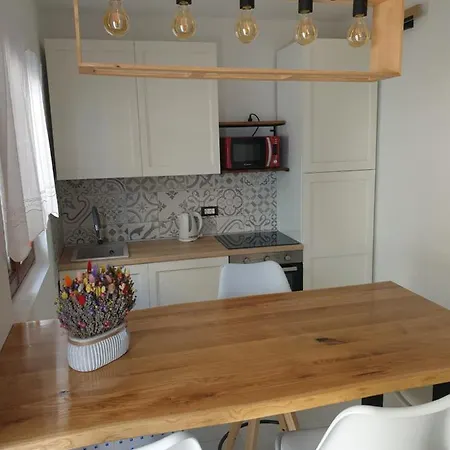 Gabi Apartment *