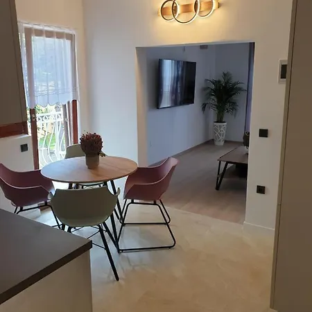 Gabi Apartment *